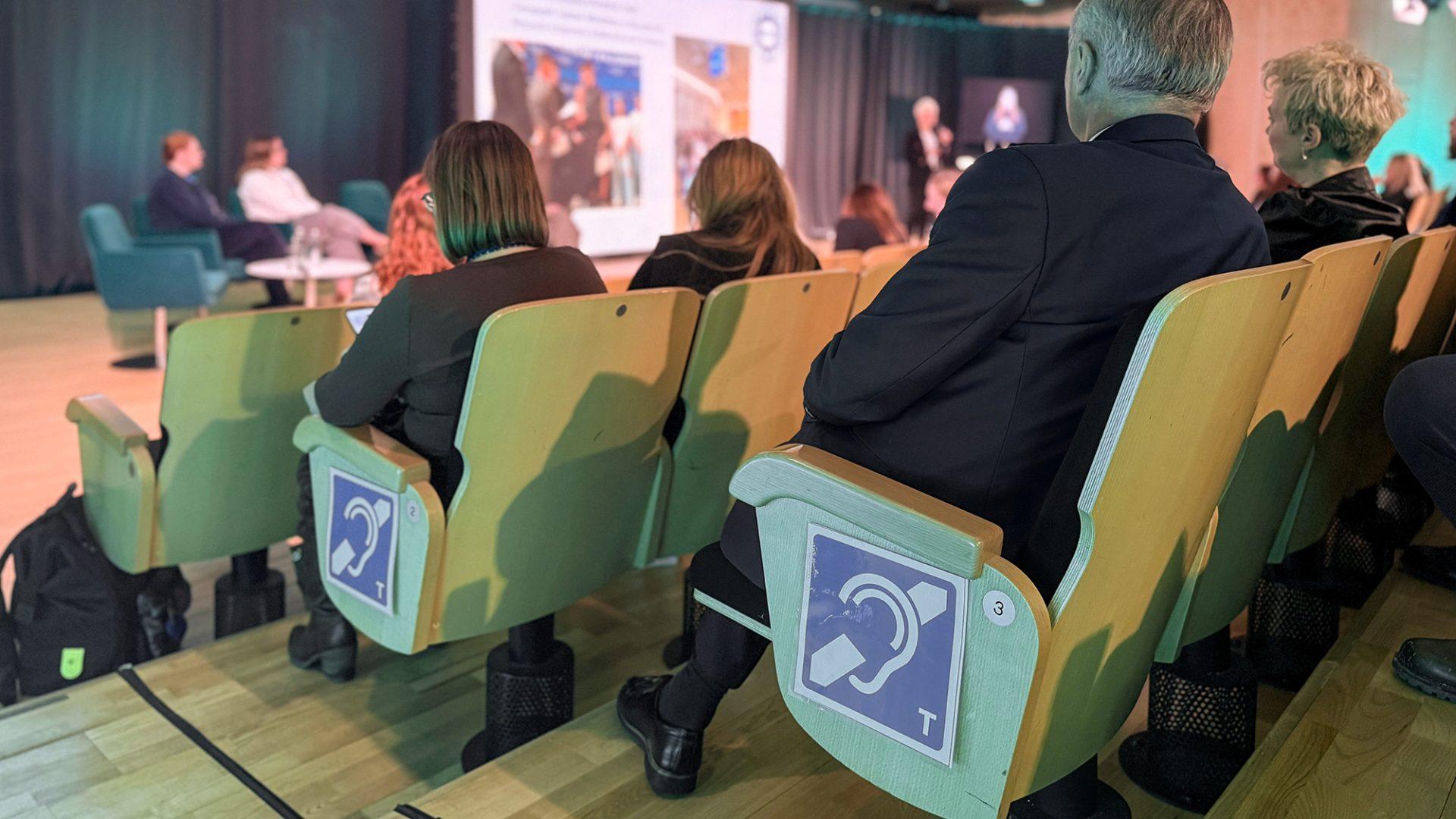 pętla indukcyjna na evencie